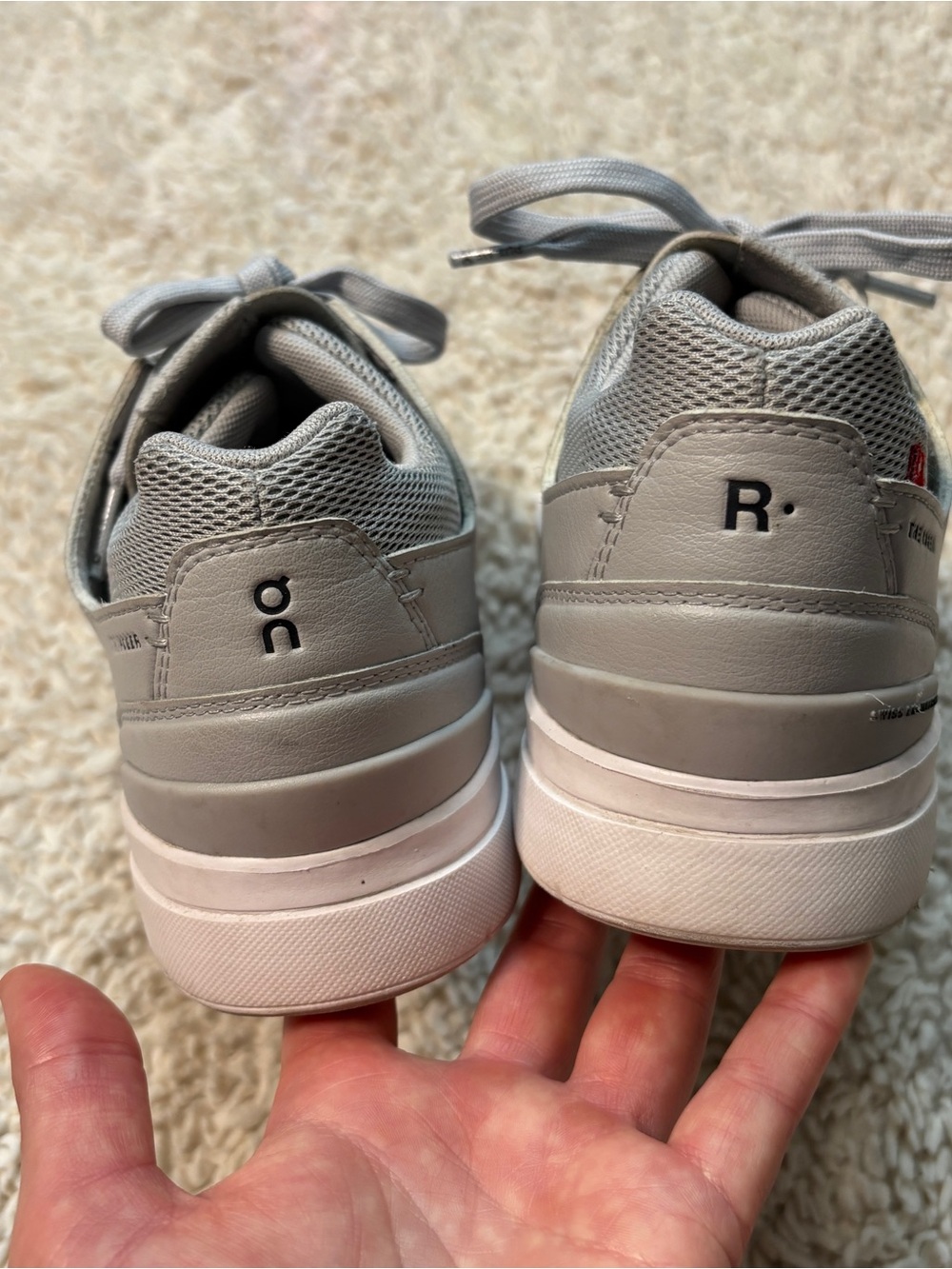 On Running The Roger Low-Top Sneakers in White - Picture 4 of 8